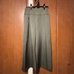 【美品】IPSÉ オリーブグリーン キュロット