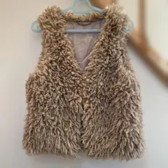 ジーユー　ふわふわベスト