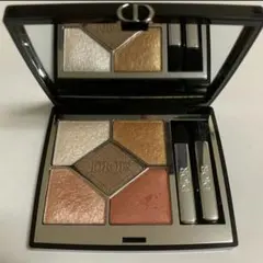 Dior ディオールショウ　サンククルール　653 アイシャドウ