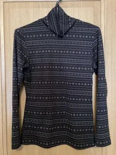 UNIQLO HEATTECH タートルネック長袖トップス Lサイズ