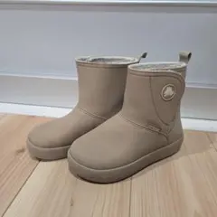 Crocs ベージュブーツ　c13　19cm