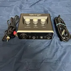 Behringer U-PHORIA UM2 ケーブル付きのサムネイル