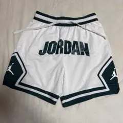 Jordan バスケットボールショートパンツ ホワイト/グリーン