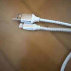 Lightningケーブル 2メートルシルバー