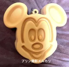 ディズニーランド★ミッキーワッフル型小物入れ　キャンディケース新品未使用