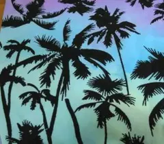 新品！！UPS50☆やし柄ショートパンツ