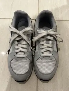 PUMA グレー ×グリーン メッシュ スニーカー24.5cm