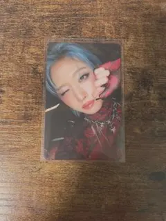 HANA Jisoo Born to Bloom トレカ - メルカリ