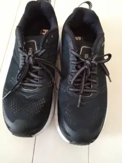 HOKA one one Crifton6