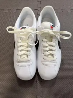 試着のみ NIKE コルテッツ DN1791-100 25.5cm
