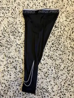 NIKE PRO ブラック スリムフィットタイツ