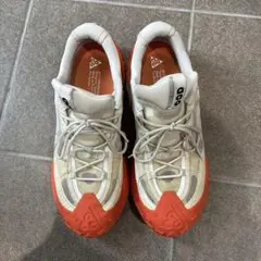NIKE ACG スニーカー オレンジ ホワイト