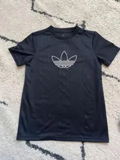 adidas 黒 Tシャツ 150