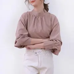 新品　ドゥー ベル Doux Belle ブラウス 立ち襟 スタンドカラーのサムネイル