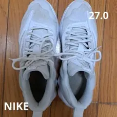 NIKE　スニーカー　白　通学　27.0のサムネイル