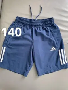 極美品 adidas アディダス ネイビー 半ズボン 3本ライン 140