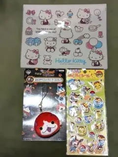 6.妖怪ウォッチ ふわふわマスコットストラップ&シール&ケース