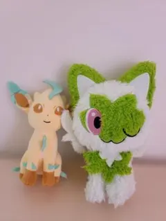 ポケモンリーフィア、ニャオハ2体セット