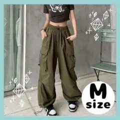 レディースカーゴパンツ　パラシュートパンツ　カーキ　M 韓国　ストリート　秋冬