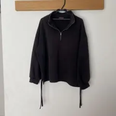 ハーフジップ 黒 スウェット