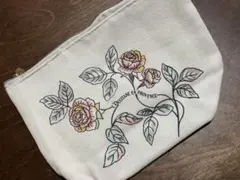L'OCCITANE 花柄ポーチ