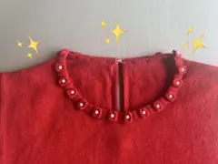 襟元ベビーパール❣️ OLD ENGLAND 赤ノースリーブニット　サイズ36
