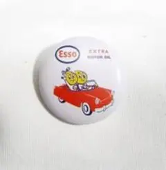 エッソ(Esso)エッソ君エッソちゃん缶バッジ/ペアーカー白 大