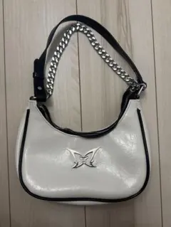 ホワイト ショルダーバッグ