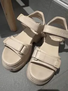 oriental traffic 厚底サンダル　ベージュ