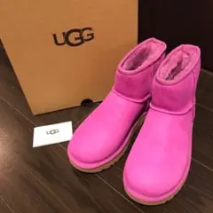 【新品】UGG ピンク ショートムートンブーツ クラシックミニ 23cm