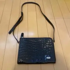 COCCO FIORE クロコ風ショルダーバッグ スペルフィーノＬ字開閉