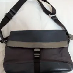 COACH コーチ ショルダーバッグ メッセンジャーバッグのサムネイル