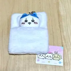 ちいかわ　おふとんリールパスケース　ICカードケース　ハチワレ