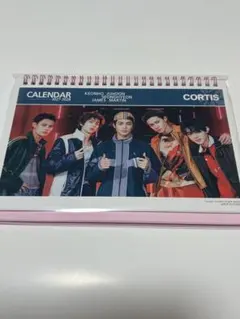 cortis 卓上カレンダー