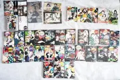 鬼滅の刃 全23巻セット、他劇場版特典や冊子、缶バッジ、短編集等関連本