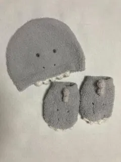 ジェラートピケ ベビー用恐竜デザイン帽子と靴下セット