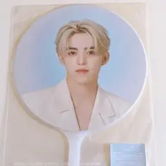 エスクプス SEVENTEEN NEW ピケット うちわ 韓国 ソウルコン - メルカリ