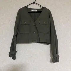 オリーブグリーン クロップドジャケット