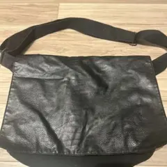 ショルダーバッグ ブラック レザー ファブリック