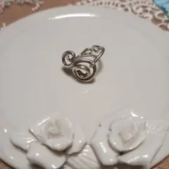 Item thumbnail for item 2041cf3c-6aea-4de8-a246-e823a33c9e62