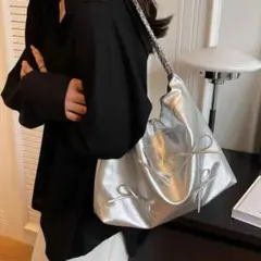 SHEIN チェーンショルダーバッグ シルバー リボン