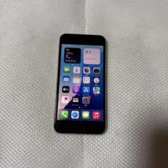 ⭐︎美品 SIMフリー iPhoneSE3 64GB バッテリー容量100%
