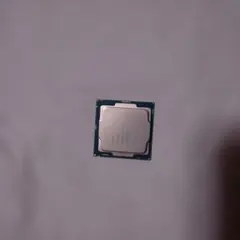 Intel Core i3-8100 CPU 本体