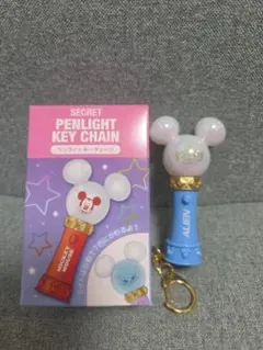 ディズニー　シークレットペンライトキーチェーン　エイリアン