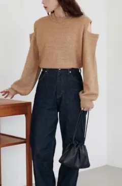 スパンコールラメ肩スリットプルオーバーゴールドベージュ ニットセーター