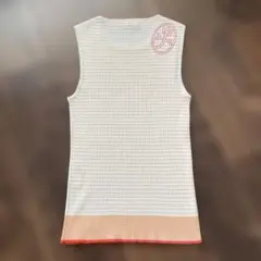 美品。CASTELBAJACノースリーブ ニット 1ベスト刺繍入り、サラサラ夏用のサムネイル