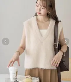 Discoat 前後2WAYフェザーヤーンショートベスト アイボリー