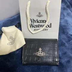 viviennewestwood三つ折り財布
