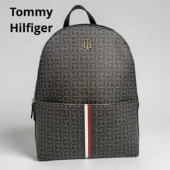 Tommy Hilfiger モノグラム バックパック　リュック　調整ベルトのサムネイル