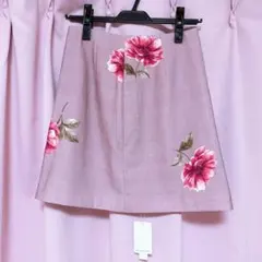 ビーラディエンス 花柄ミニスカートのサムネイル